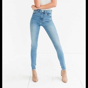 UO Twig High Rise Jeans size 2/26